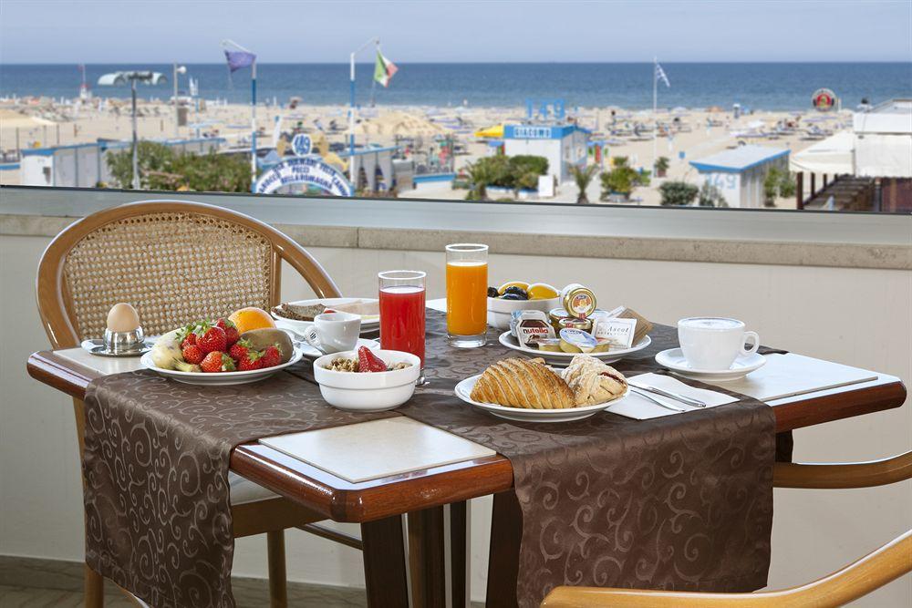 Single Room with Sea View,123118762:JPEG